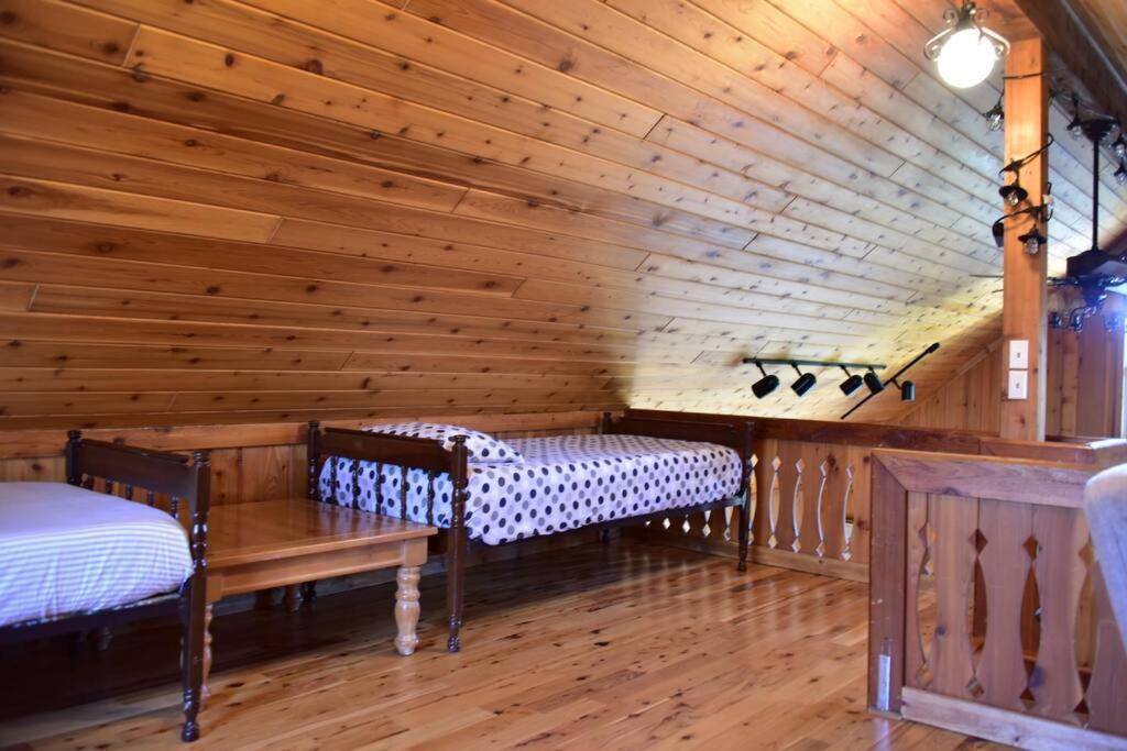 Quiet And Comfy 3Bed/2Bath - Chalet With Hot Tub. Cedar Exterior foto
