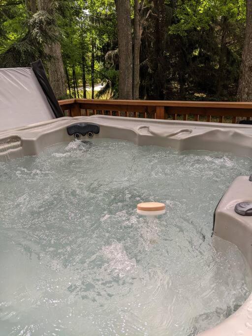 Quiet And Comfy 3Bed/2Bath - Chalet With Hot Tub. Cedar Exterior foto