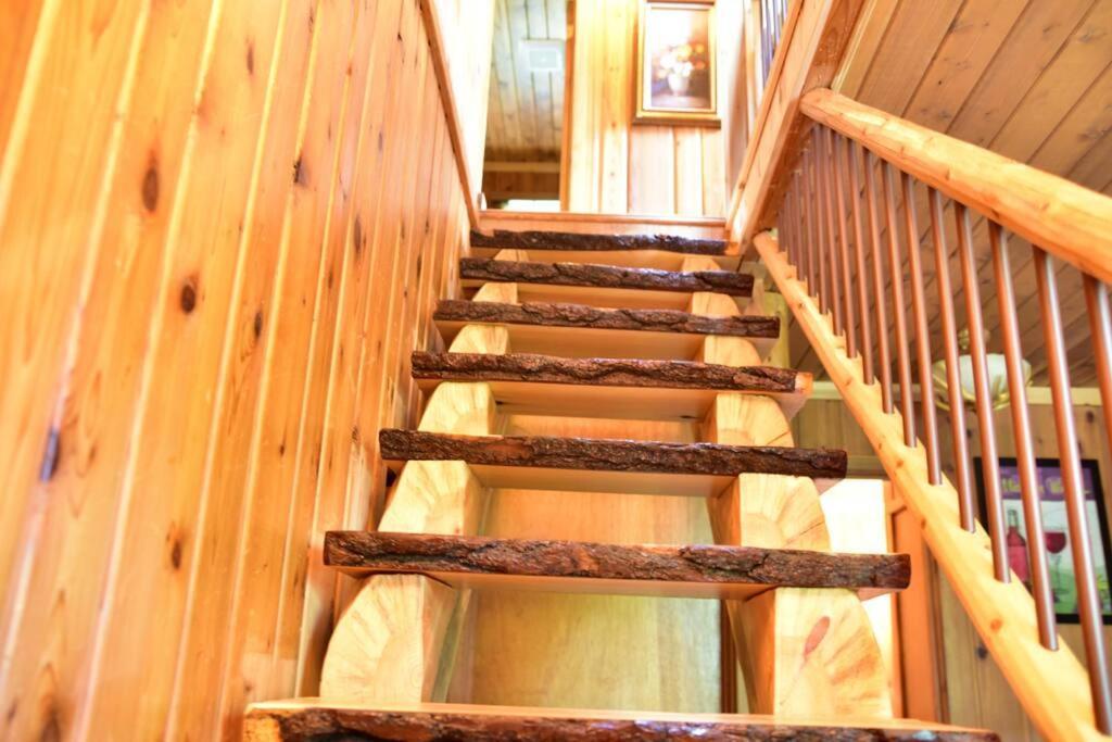 Quiet And Comfy 3Bed/2Bath - Chalet With Hot Tub. Cedar Exterior foto